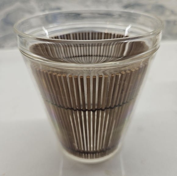 Lot of 7 assorted vintage cups and glasses - Picture 8 of 9